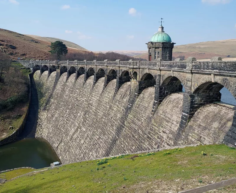 View of Craig Gogh dam