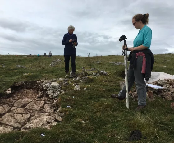 Cecilia and Caroll recording the Trench 5