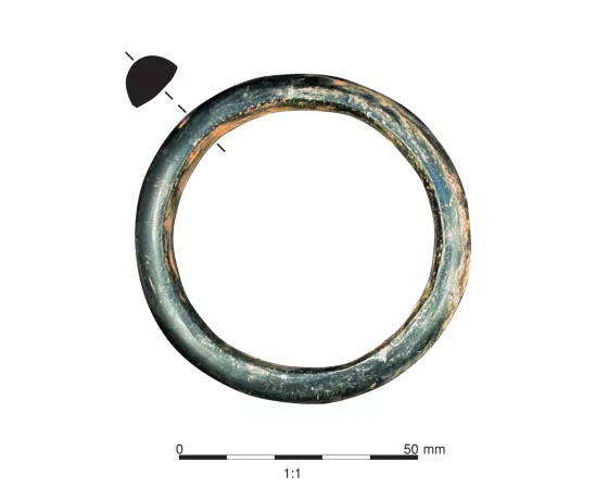 An oil shale armring found in Grave 2